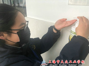 {W7X`(MZN0SO}8$FXCZ7BCC