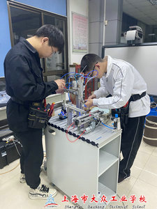 f94e9f129574086fe8fca4f56136c94