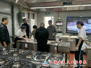 8efd5154e66c0dc449c888b3bc5ef1f8_1